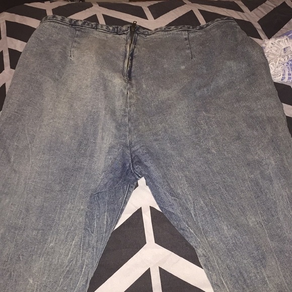 Washed jeans - Picture 5 of 5
